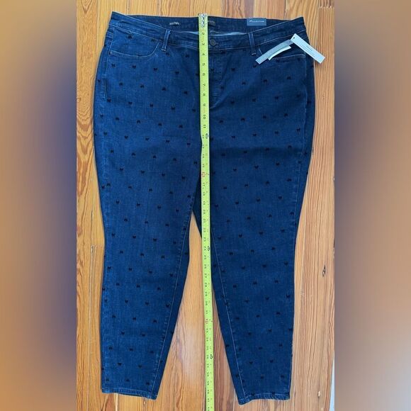 NWT Talbots Dark Denim Jeggings With Flocked Bows - Picture 7 of 8